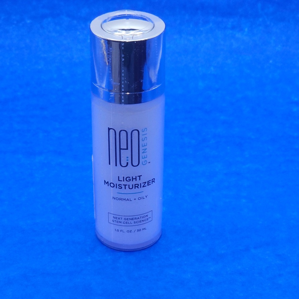 NeoGenesis Light Moisturizer